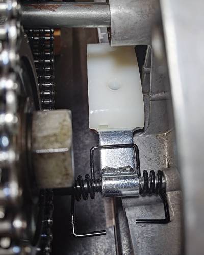 1977_sportster_primary_chain_adjuster_shoe_upgrade_kit_pic5_by_fizzle.jpg 1977_sportster_primary_chain_adjuster_shoe_upgrade_kit_pic5_by_fizzle.jpg