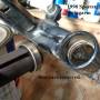 swingarm_bearing_race_removal_13_by_hippysmack.jpg